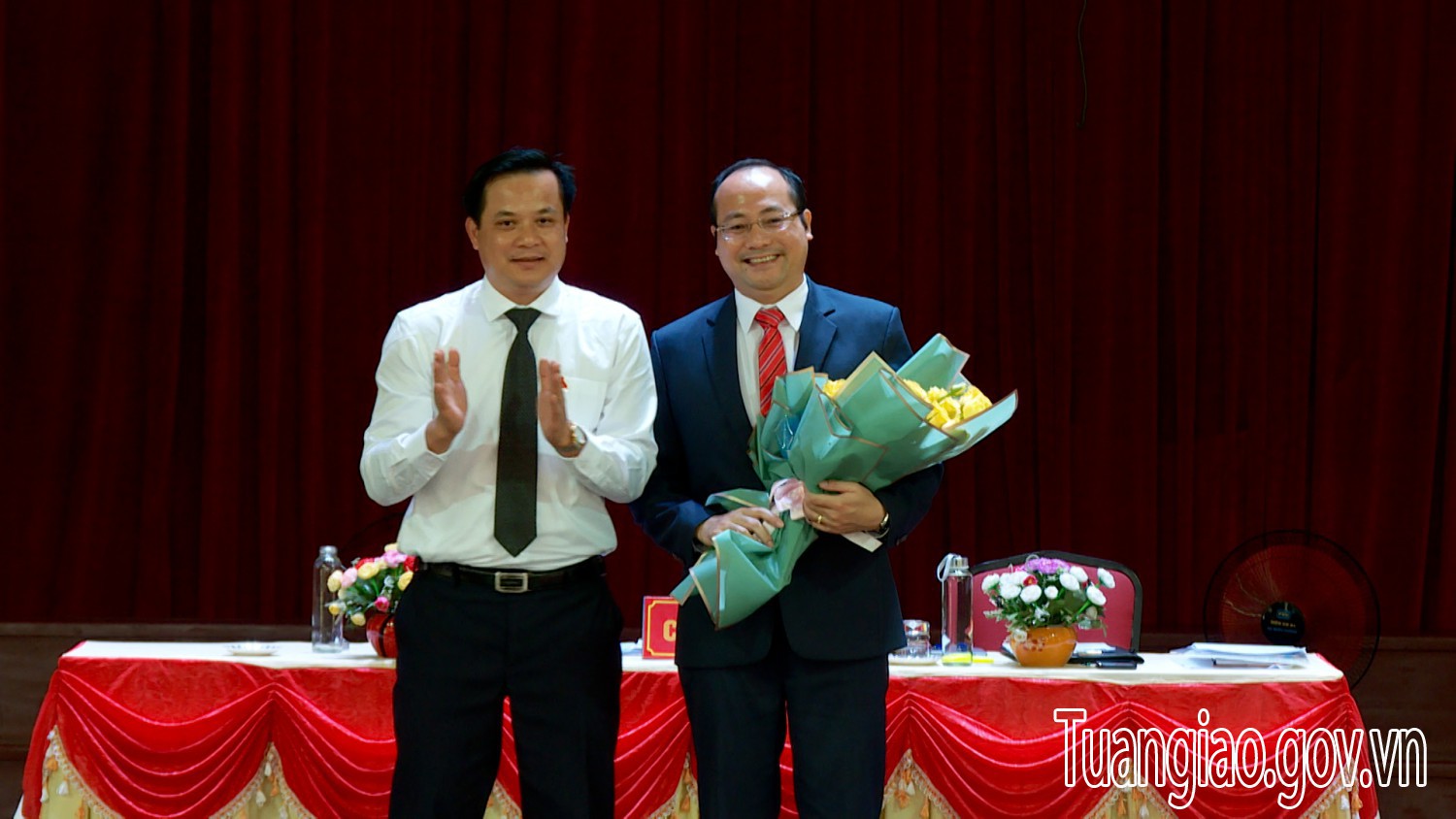 Ông Lê Xuân Cảnh được bầu giữ chức vụ Chủ tịch UBND hình bầu cua tôm cá
, nhiệm kỳ 2021 - 2026